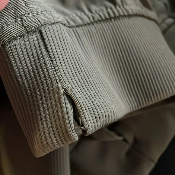 Lululemon ABC Jogger Tall - Grey Sage - Picture 6 of 7